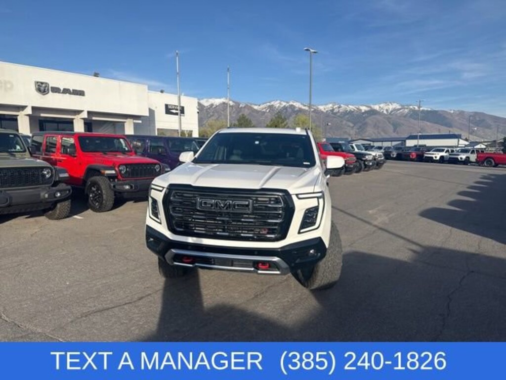 Used 2025 GMC Yukon AT4 SUV