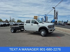 2026 Ram 5500 TRADESMAN CHASSIS CREW CAB 4X4 84' CA Pickup
