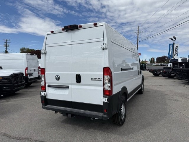 2025 Ram ProMaster 2500 photo 4