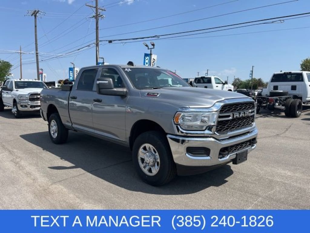 New 2024 Ram 3500 TRADESMAN CREW CAB 4X4 6'4 BOX Pickup