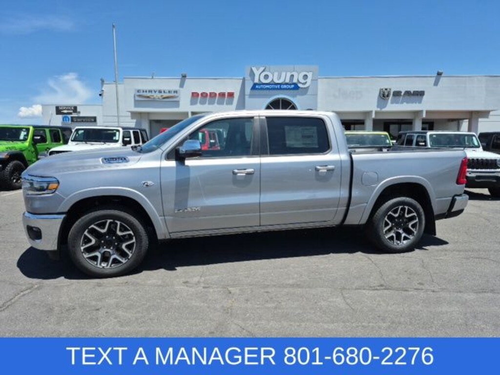 New 2026 Ram 1500 LARAMIE CREW CAB 4X4 5'7 BOX Pickup
