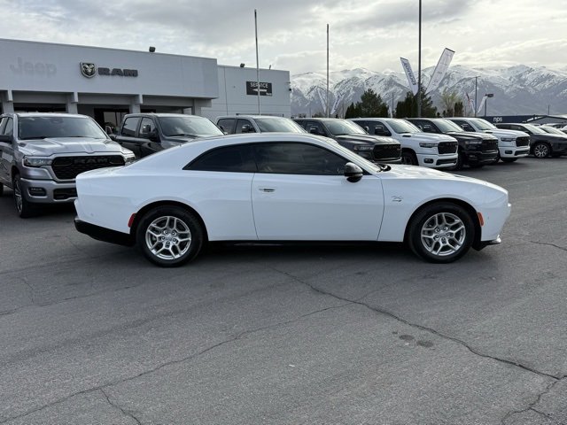 2025 Dodge Charger R/T photo 4
