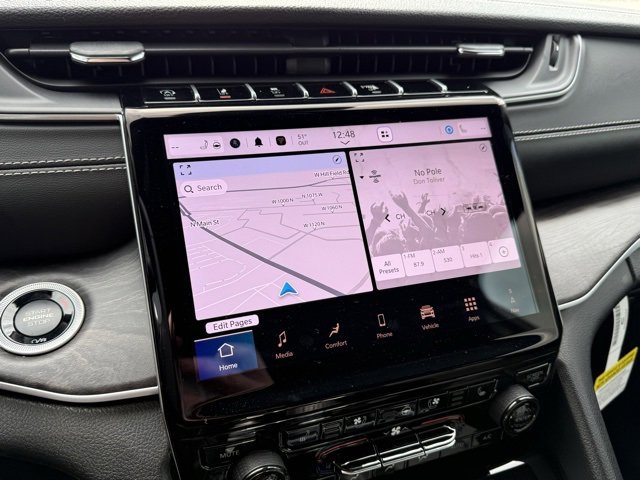 2025 Jeep Grand Cherokee Limited photo 3