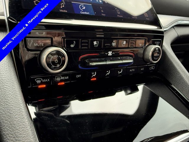 2021 Jeep Grand Cherokee Overland photo 4