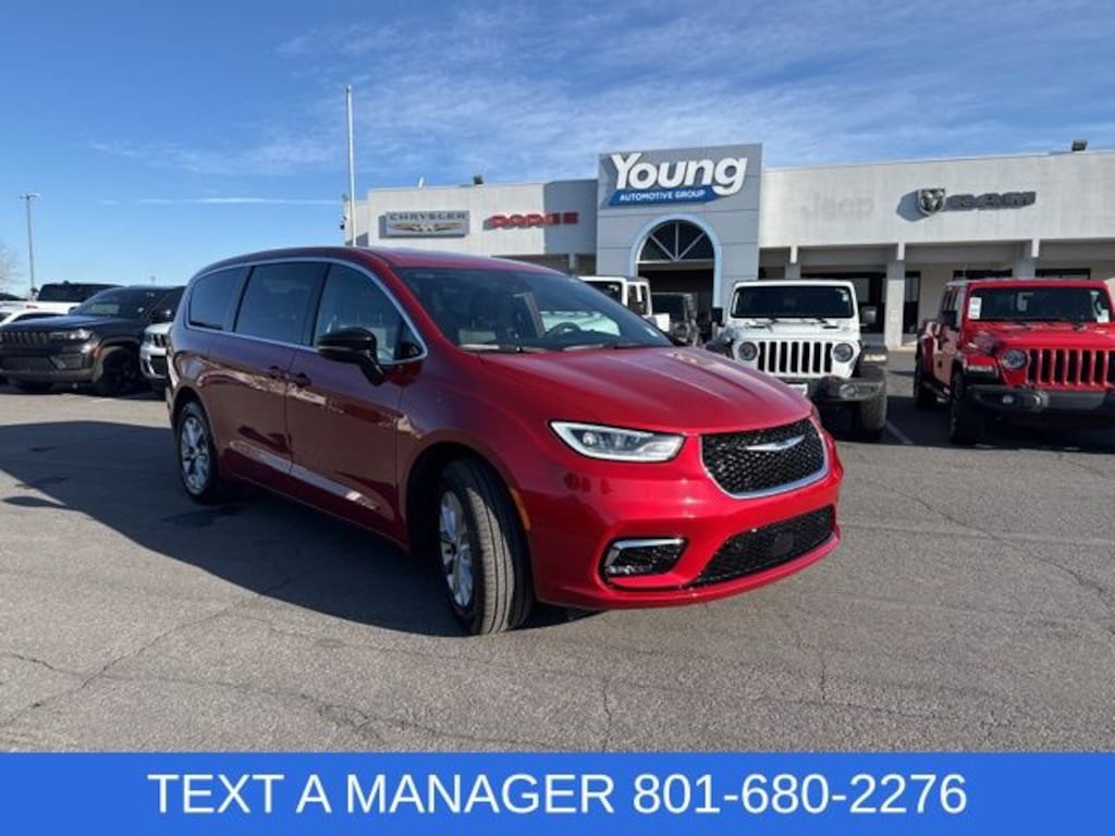 New 2026 Chrysler Pacifica Select Passenger Van