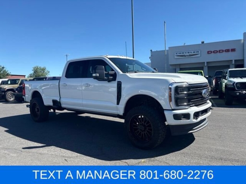 Used 2025 Ford Super Duty F-350 SRW Platinum Truck Crew Cab