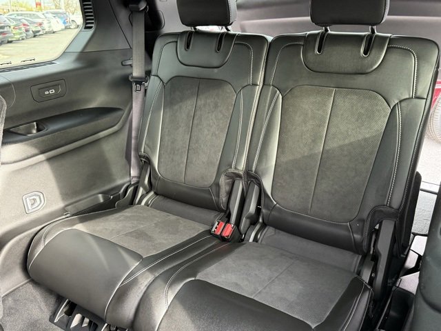 2025 Jeep Grand Cherokee Laredo Sport photo 4