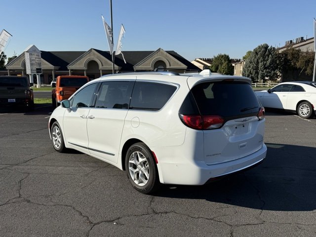 2020 Chrysler Pacifica Limited photo 4
