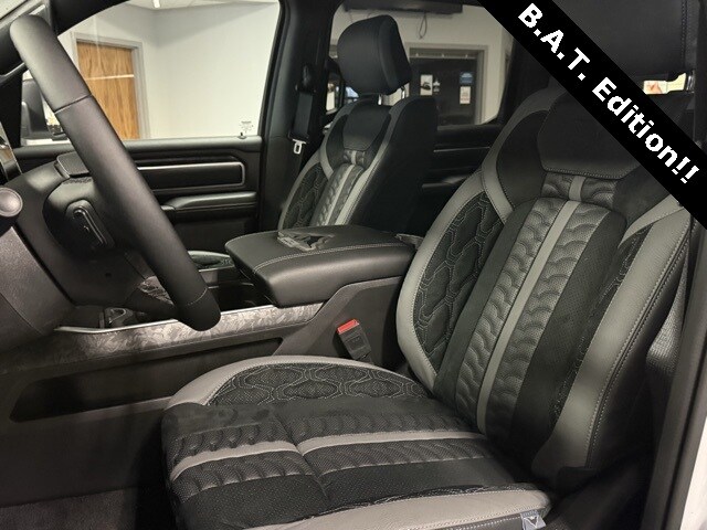 2025 Ram 1500 Big Horn photo 2