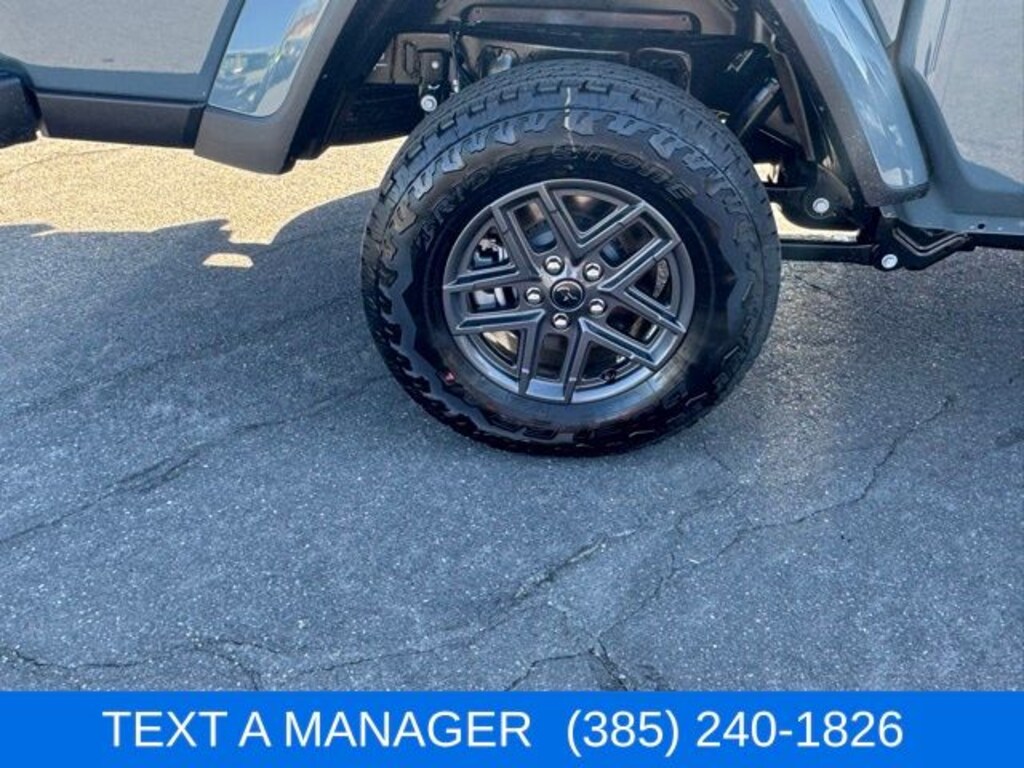 New 2026 Jeep Gladiator Sport Pickup