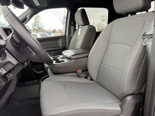 2024 Ram 2500 Tradesman photo 2