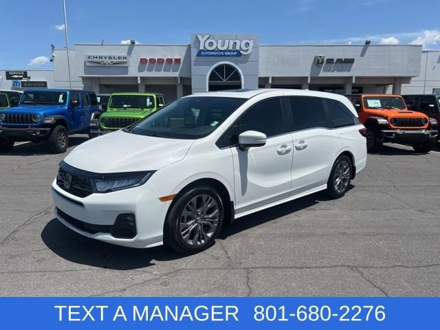 2026 Honda Odyssey Touring's photo