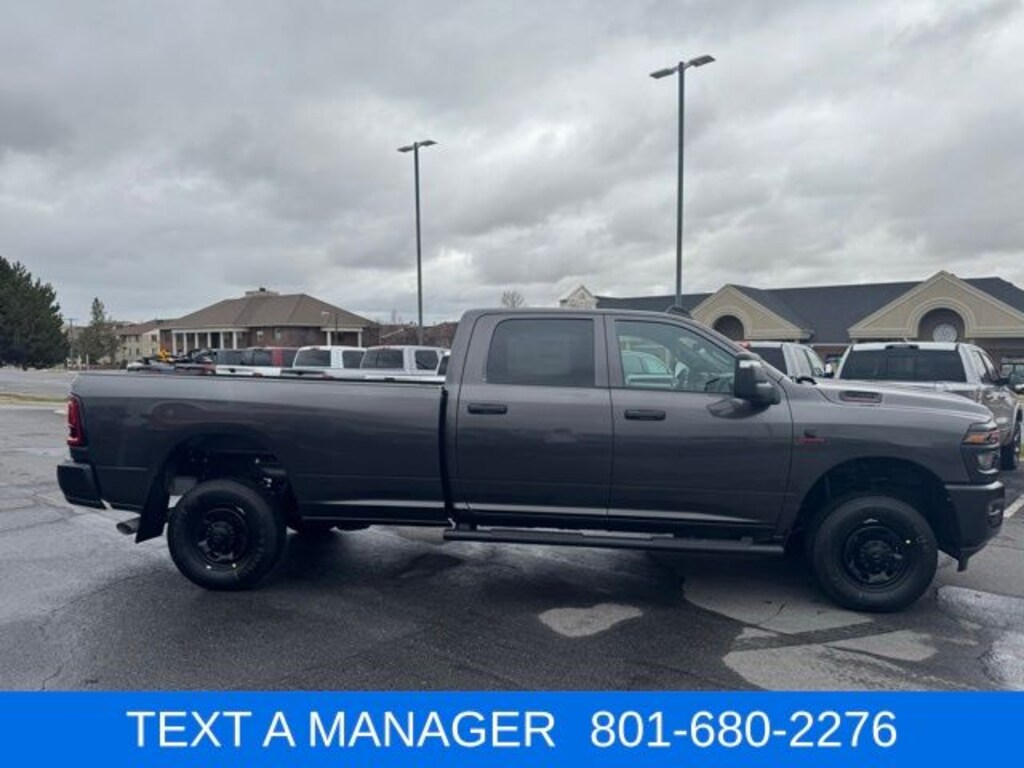 New 2026 Ram 2500 TRADESMAN CREW CAB 4X4 8' BOX Pickup