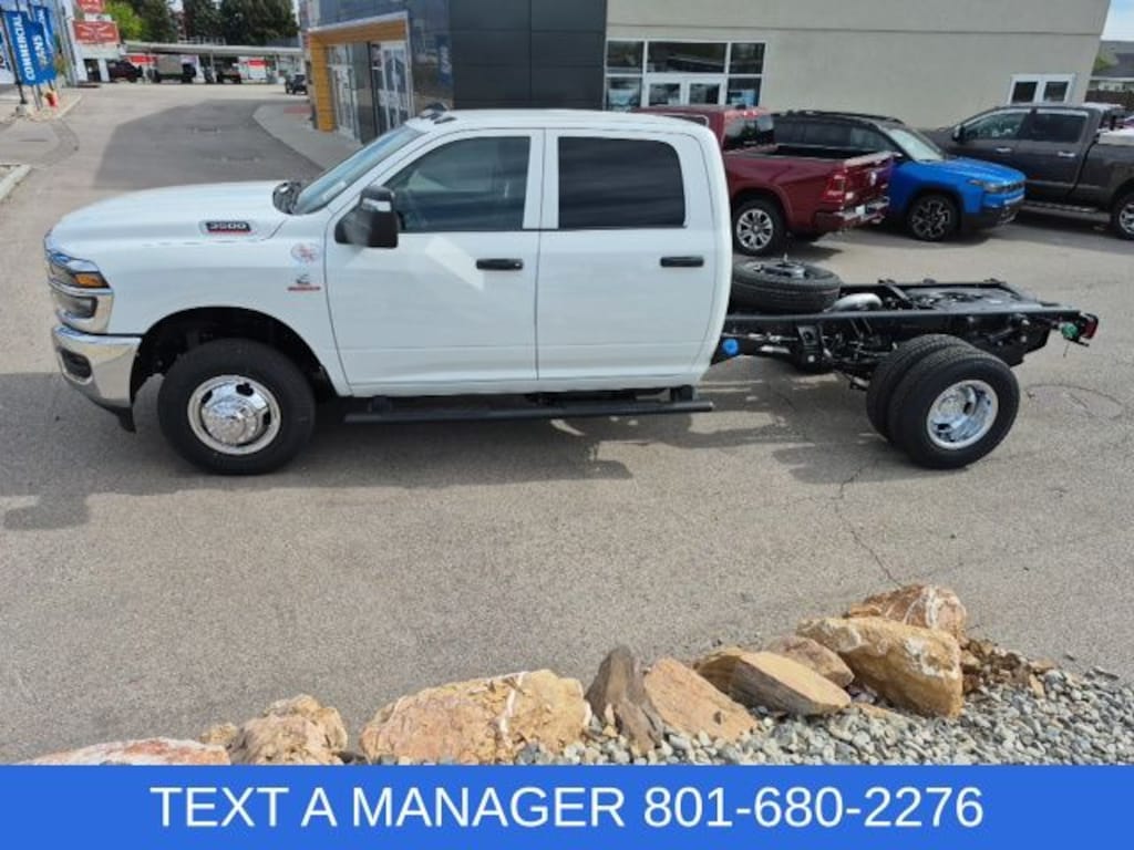 New 2026 Ram 3500 Chassis Cab Tradesman/Big Horn Pickup