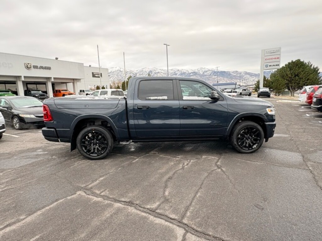 New 2026 Ram 1500 LIMITED CREW CAB 4X4 5'7 BOX Pickup