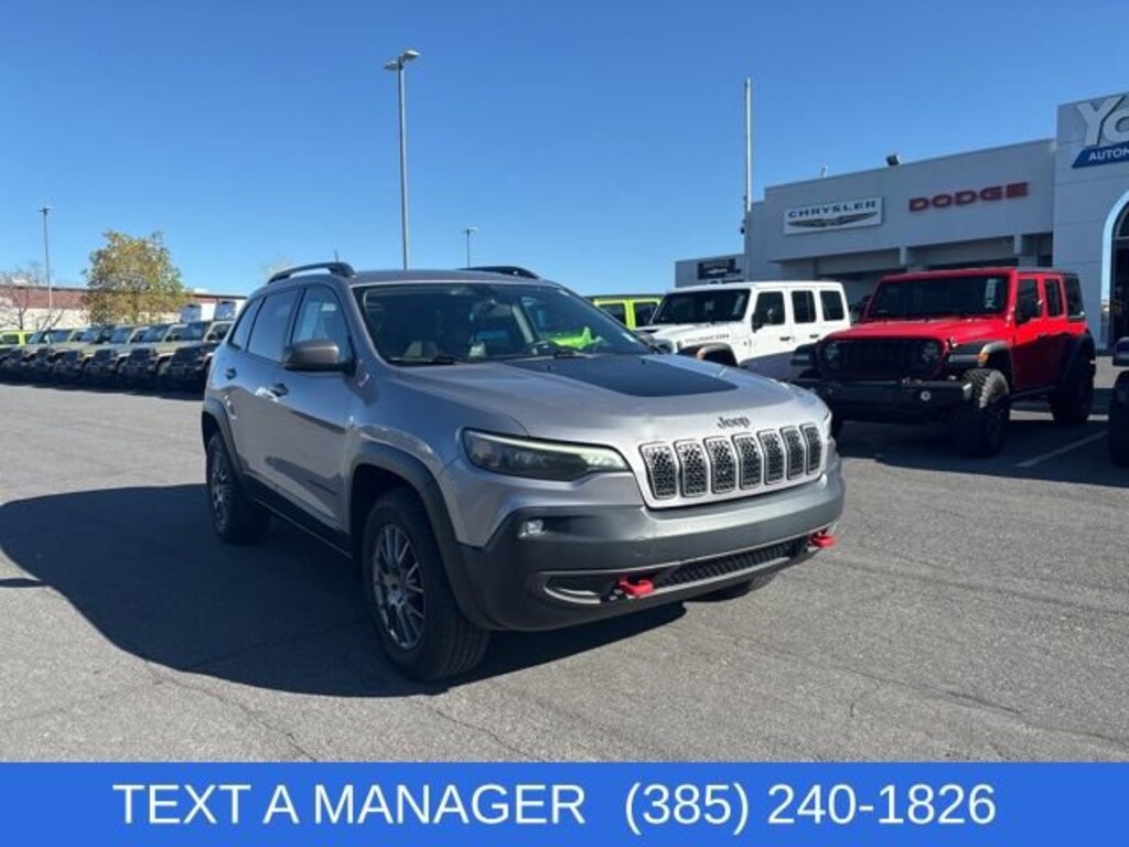 Used 2019 Jeep Cherokee Trailhawk SUV