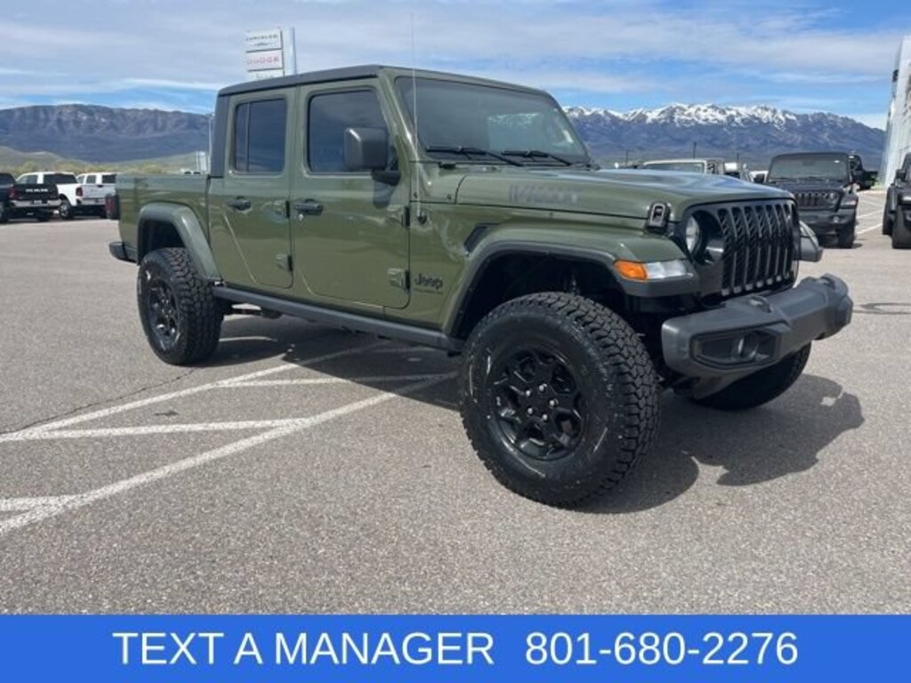 Used 2023 Jeep Gladiator Willys Truck Crew Cab