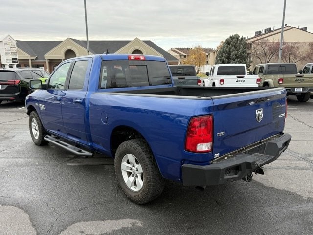2019 Ram 1500 Classic SLT photo 4