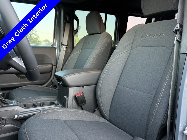 2024 Jeep Wrangler 4xe Sahara photo 2