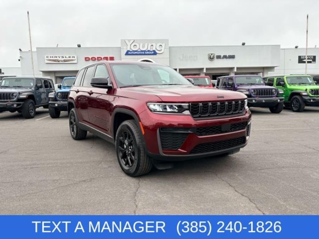 New 2026 Jeep Grand Cherokee LAREDO ALTITUDE 4X4 Sport Utility