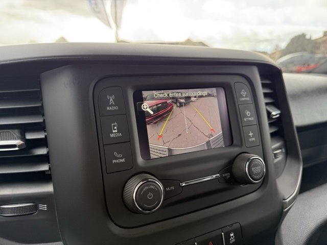 2024 Ram 2500 Tradesman photo 3