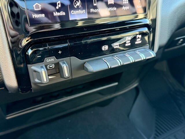 2026 Ram 3500 Big Horn photo 4