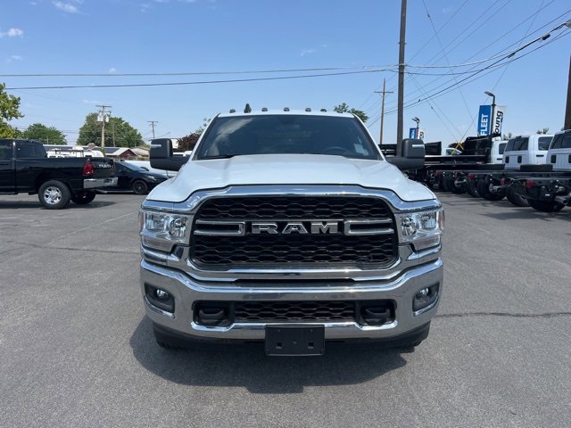 2023 Ram 3500 Tradesman photo 2