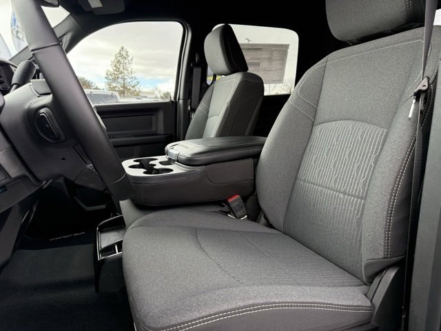 2024 Ram 2500 Tradesman photo 2