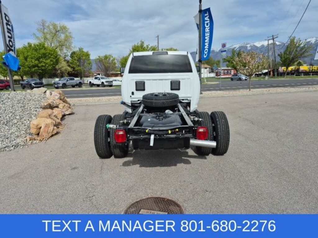 New 2026 Ram 3500 Chassis Cab Tradesman/Big Horn Pickup