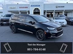 2026 Chrysler Pacifica SELECT AWD Passenger Van