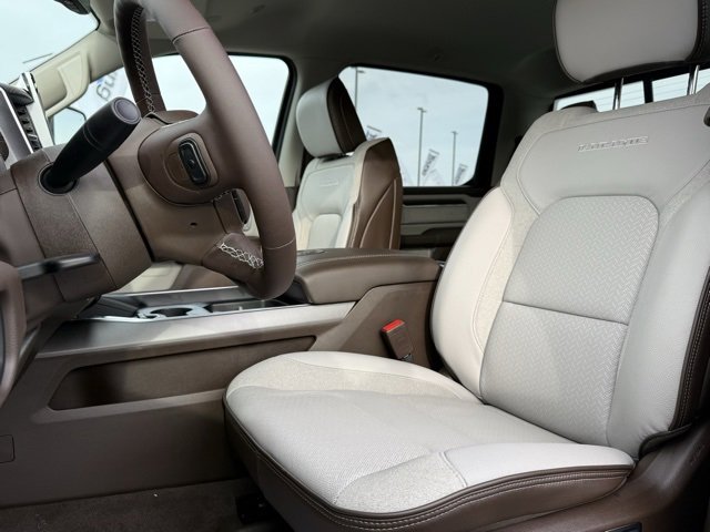 2025 Ram 1500 Laramie photo 2