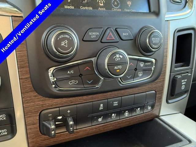 2016 Ram 1500 Laramie photo 3