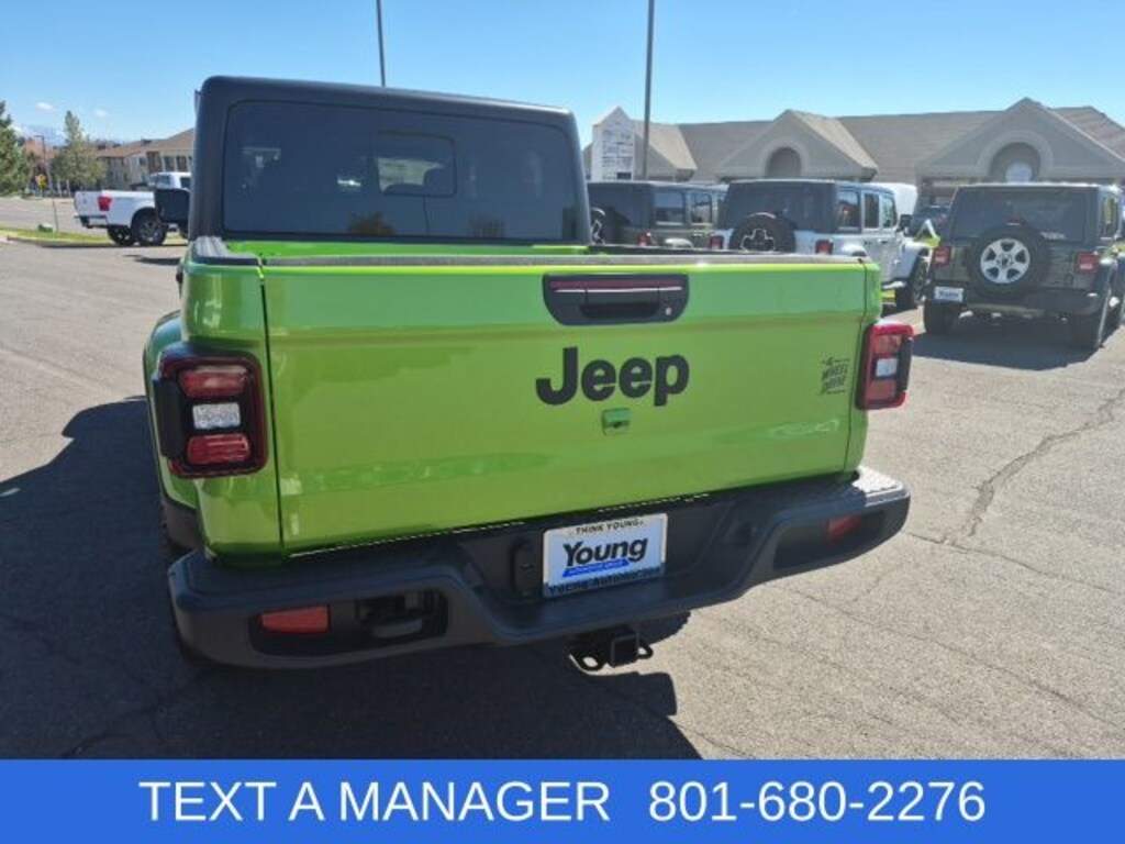 New 2026 Jeep Gladiator WILLYS 4X4 Pickup