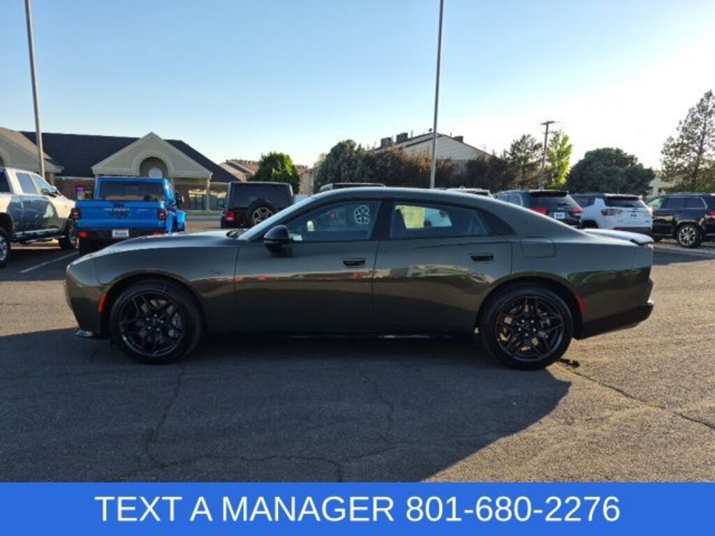New 2026 Dodge Charger R/T Sedan