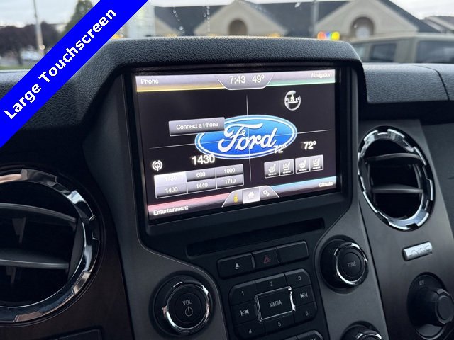 2015 Ford F-350 Lariat photo 3