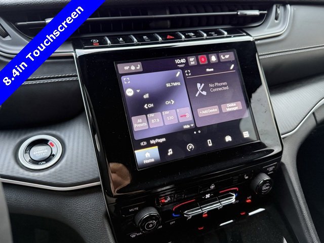 2024 Jeep Grand Cherokee Altitude photo 4