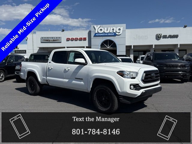 2021 Toyota Tacoma SR5's photo