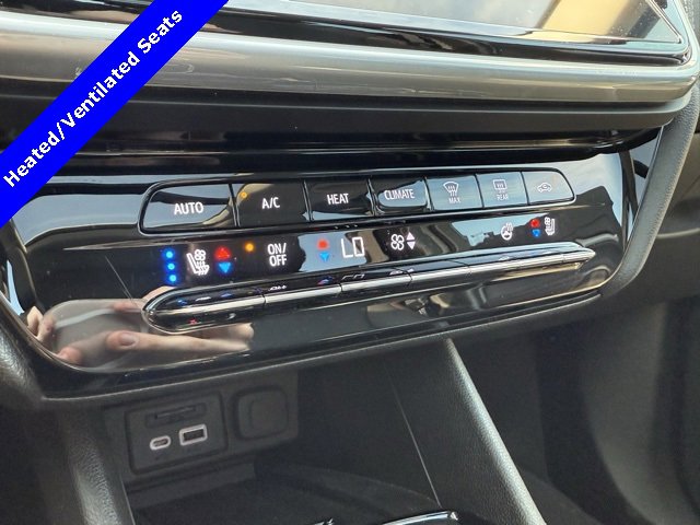 2023 Chevrolet Bolt EUV Premier photo 4