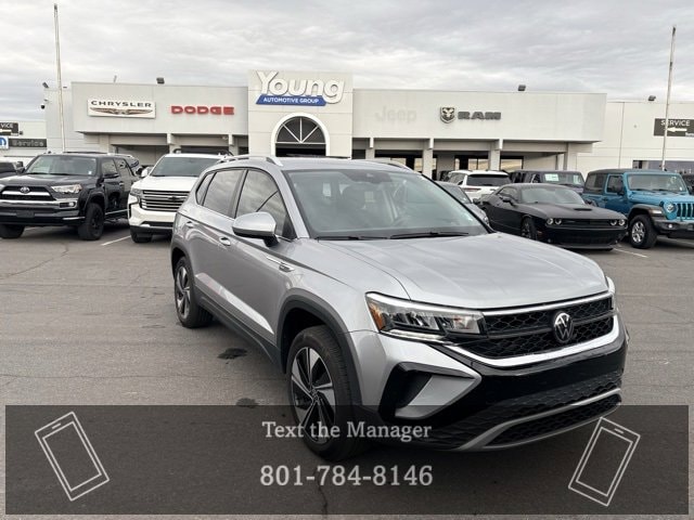 2024 Volkswagen Taos SE's photo