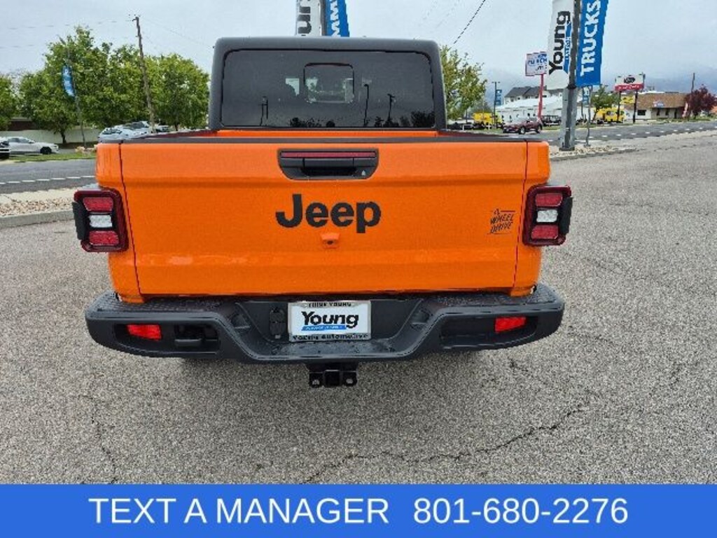 New 2026 Jeep Gladiator Sport Pickup