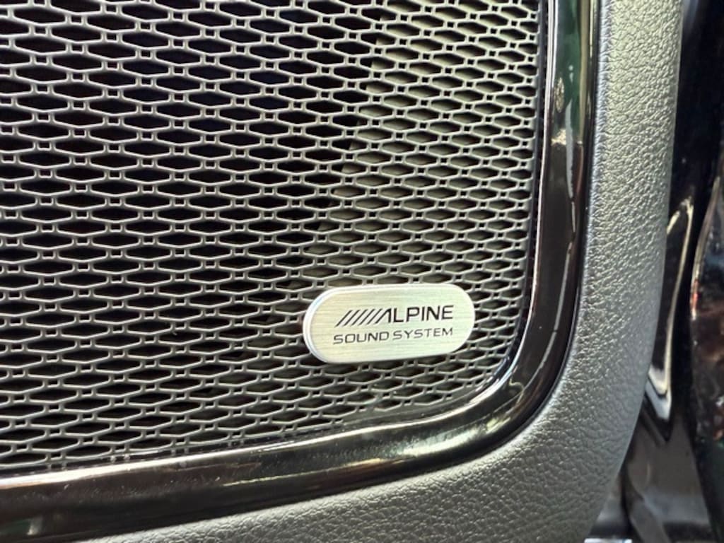 New 2025 Jeep Compass LIMITED 4X4 Sport Utility