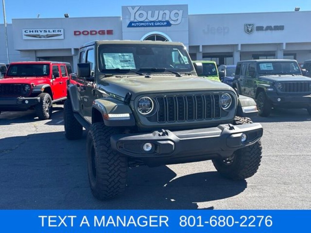 New 2026 Jeep Gladiator Sport Pickup