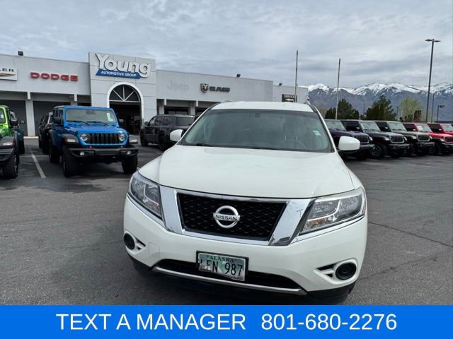 Used 2016 Nissan Pathfinder S with VIN 5N1AR2MN8GC648590 for sale in Layton, UT