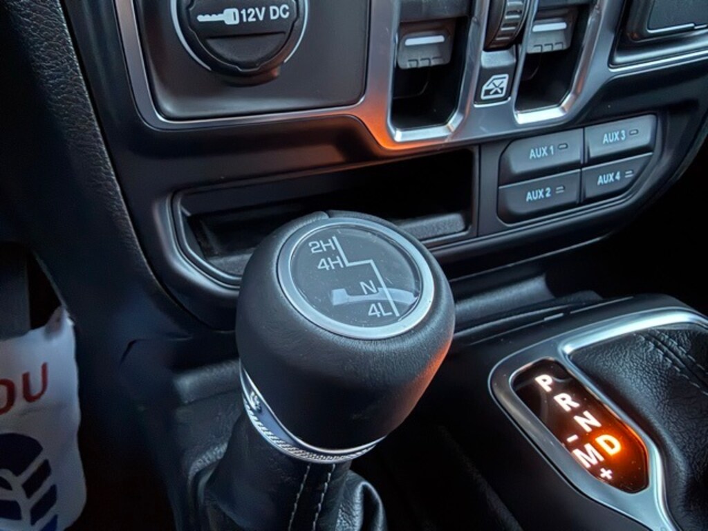 New 2025 Jeep Gladiator Sport Pickup