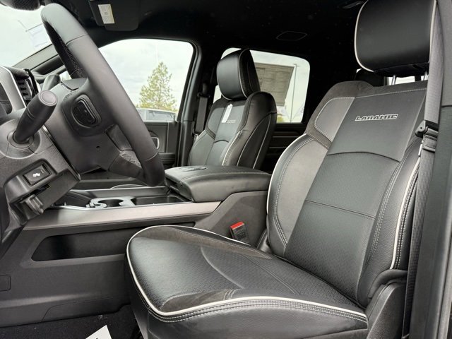 2025 Ram 2500 Laramie photo 2