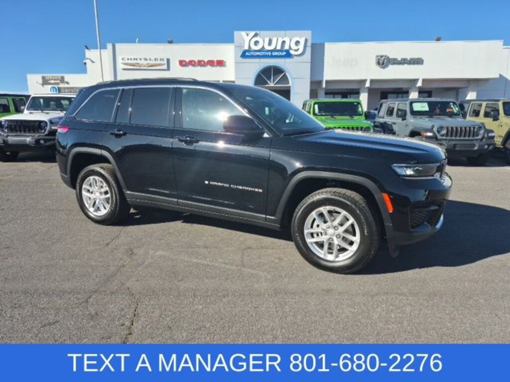 New 2026 Jeep Grand Cherokee Laredo Sport Utility