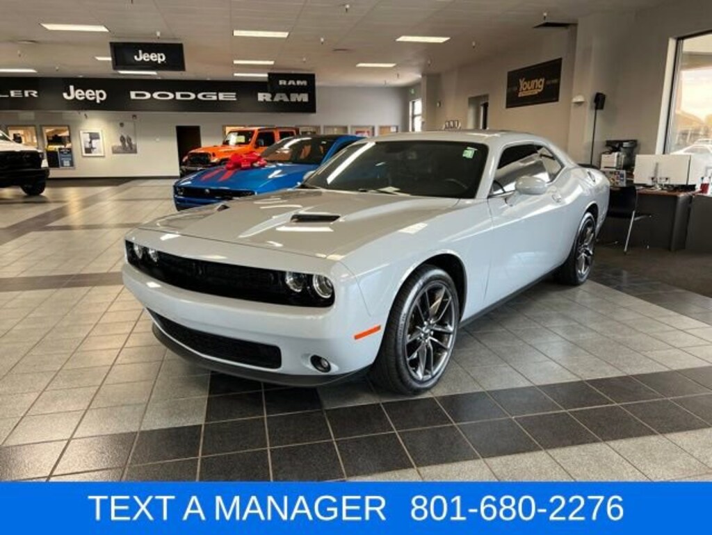 Used 2021 Dodge Challenger SXT Coupe