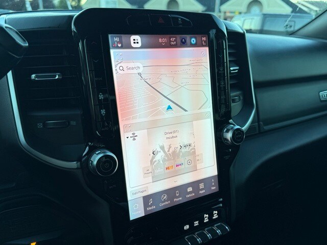 2026 Ram 3500 Big Horn photo 3