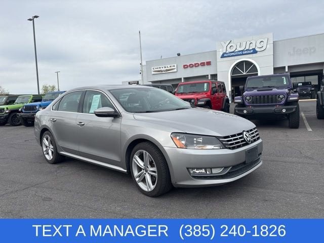 2012 Volkswagen Passat SEL