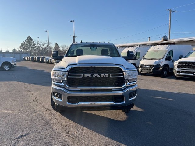 2024 Ram 3500 Tradesman photo 2